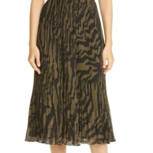Ted Baker Green and Black Maxi Dress - Picture 12 of 14